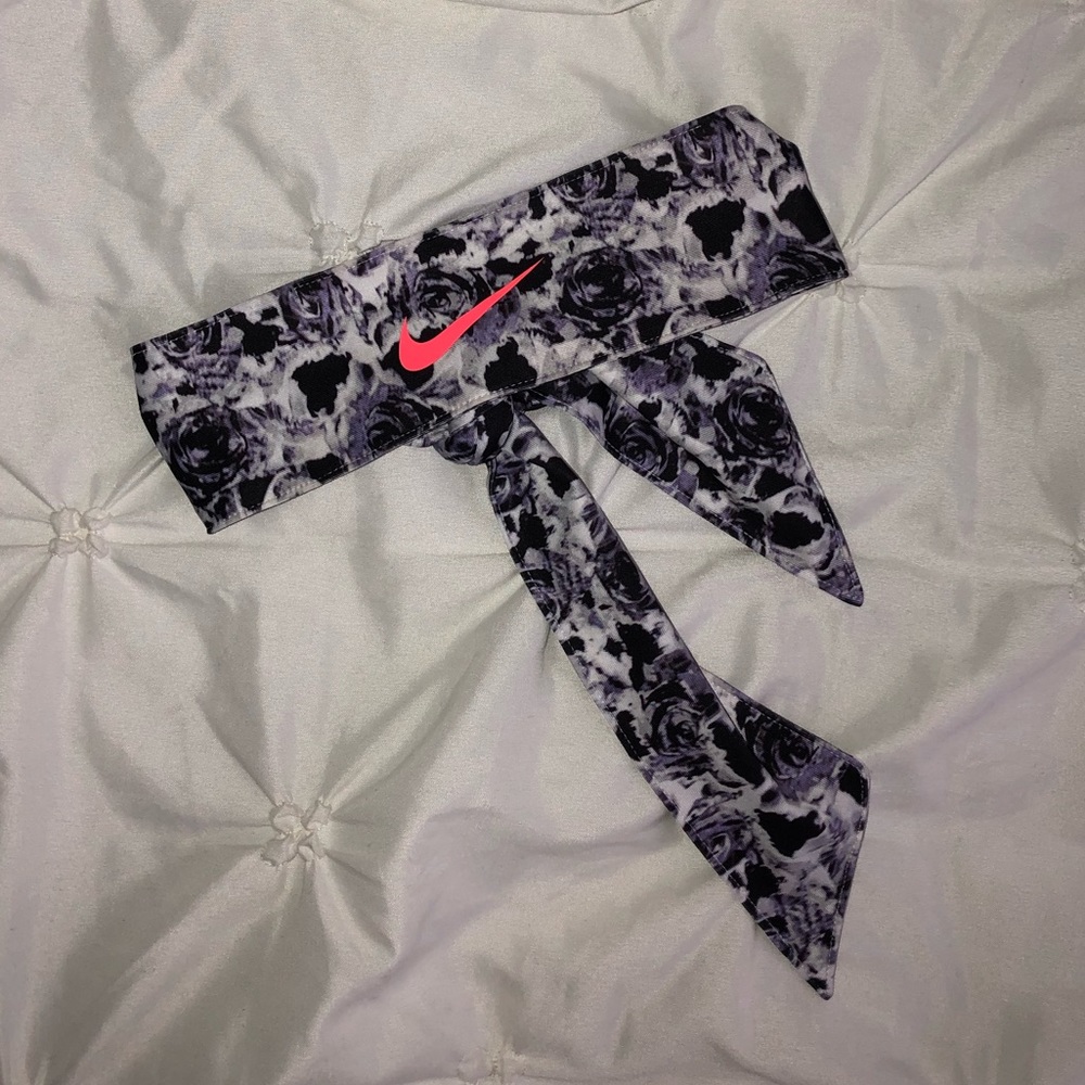 Nike Tie Headband